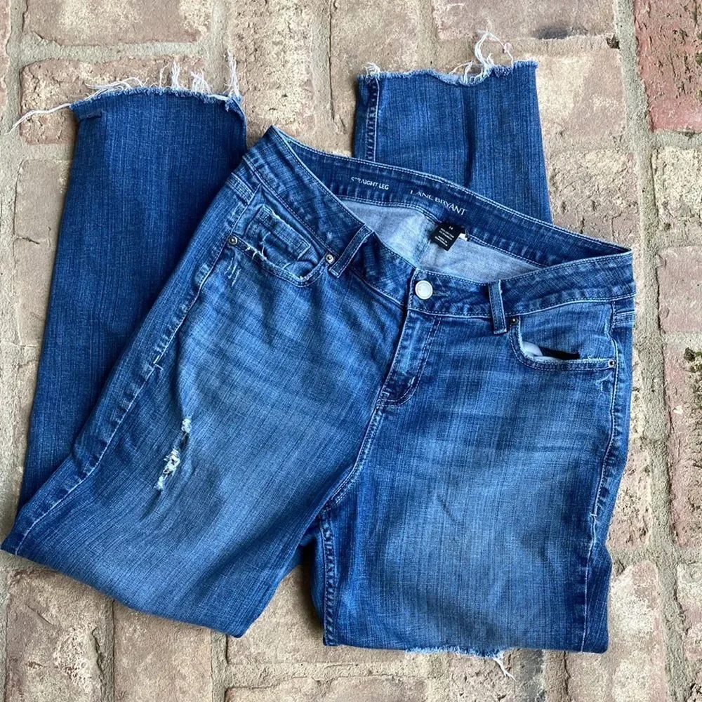 Lane Bryant Distressed Raw Frayed Hem Five Pocket Straight Leg Jeans Size 14